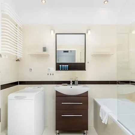 Διαμέρισμα Borkowska Comfort By Bookinghost Krasków